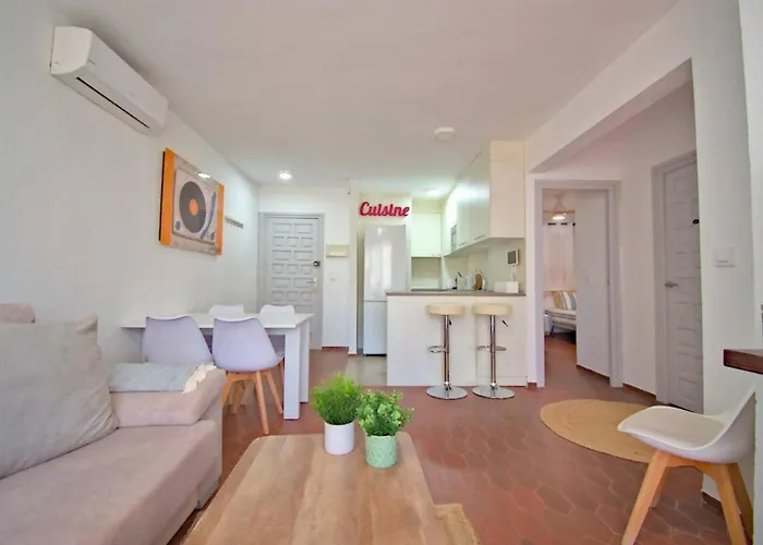 Acquamarina By Edeal Homes