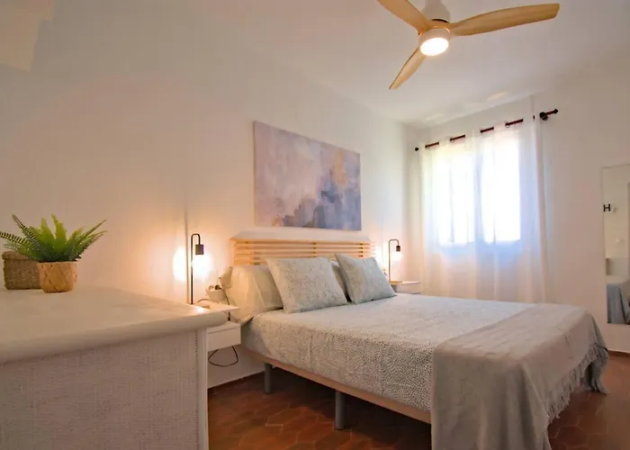 Acquamarina By Edeal Homes