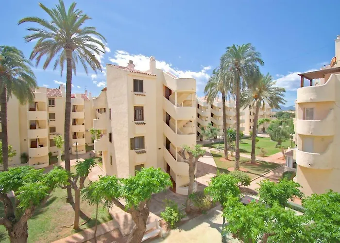 Acquamarina By Edeal Homes * デニア